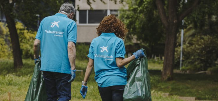 Voluntarios de CaixaBank en Andalucía impulsan actividades relacionadas con el medioambiente