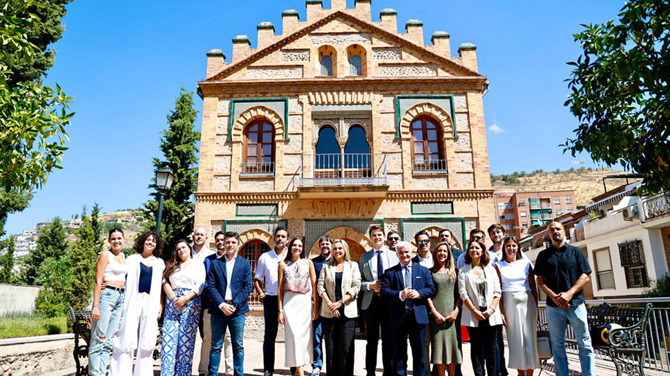 El Ayuntamiento cede la casa del Lino a AJE para convertirla en un Hub Innovación cultural (HUBIC) como espacio de desarrollo y atracción de proyectos tecnológicos y culturales