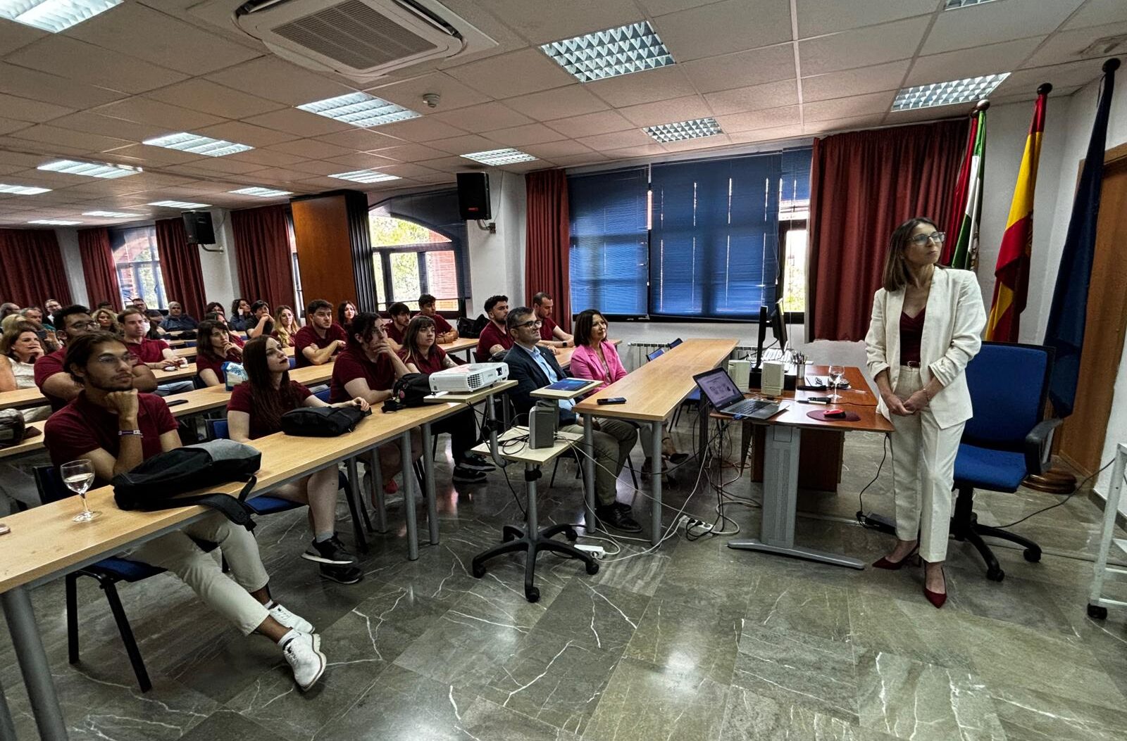 Tres proyectos de empleo y formación impulsados por Ayuntamiento y Junta de Andalucía certifican a 45 personas desempleadas su cualificación en ocupaciones con alta demanda